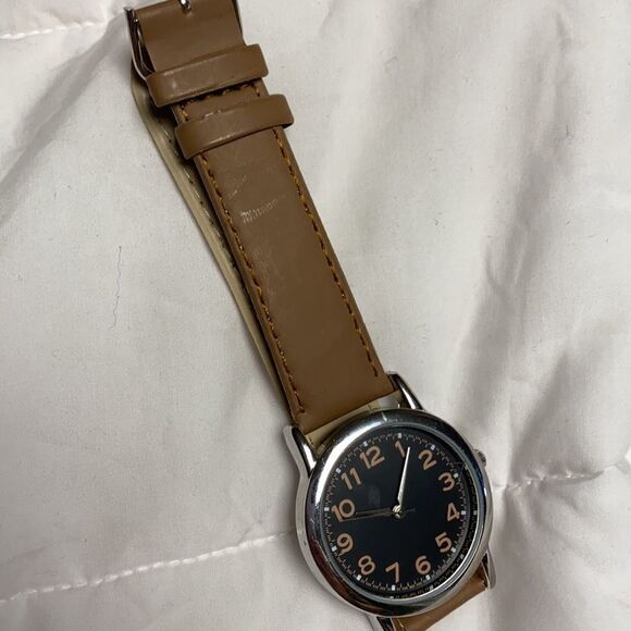 New with Working Battery Calvin Hill Wrist Watch - Picture 5 of 5